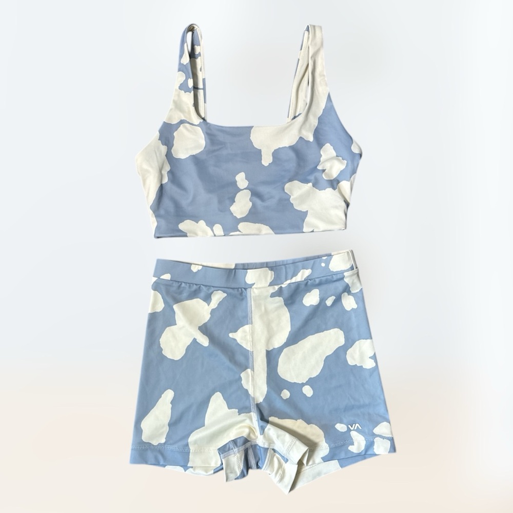 RVCA Blue and White Women's set